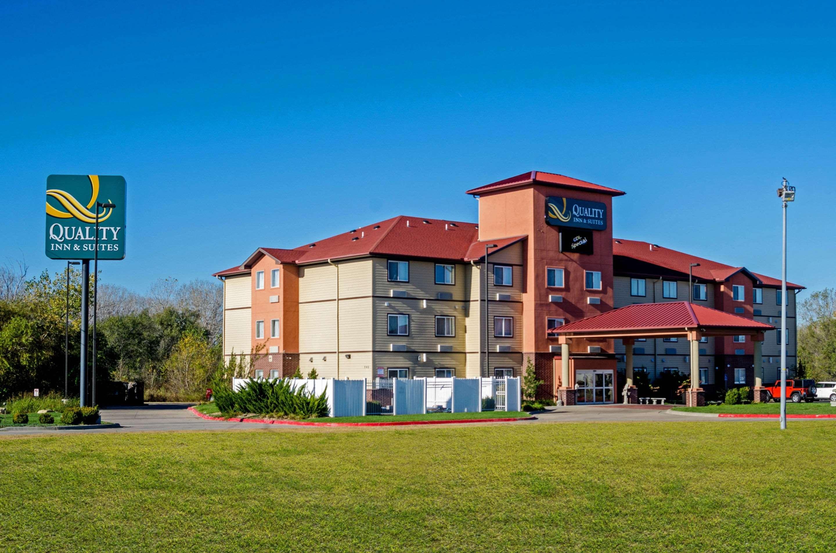 Quality Inn & Suites Park City Exterior foto